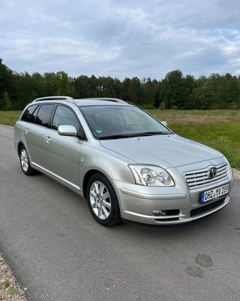 Toyota Avensis cena 12400 przebieg: 202000, rok produkcji 2005 z Nowe Miasto Lubawskie małe 379